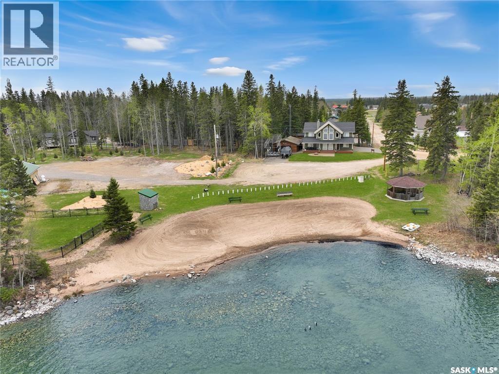 Residential in Candle Lake 3