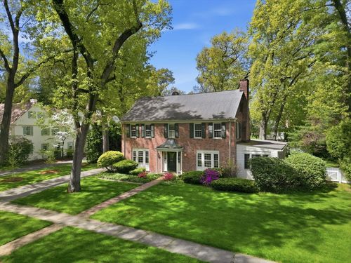 38 Oxford Rd, Longmeadow, MA, 01106-1530 | Card Image