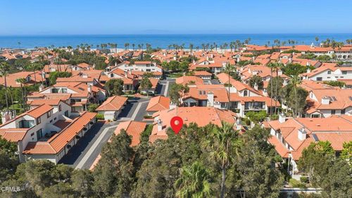 2274 Martinique Ln, Oxnard, CA, 93035 | Card Image