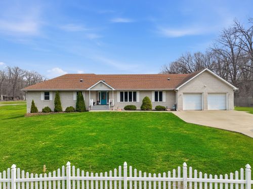 1251 N Mineral Springs Rd, Chesterton, IN, 46304-1226 | Card Image