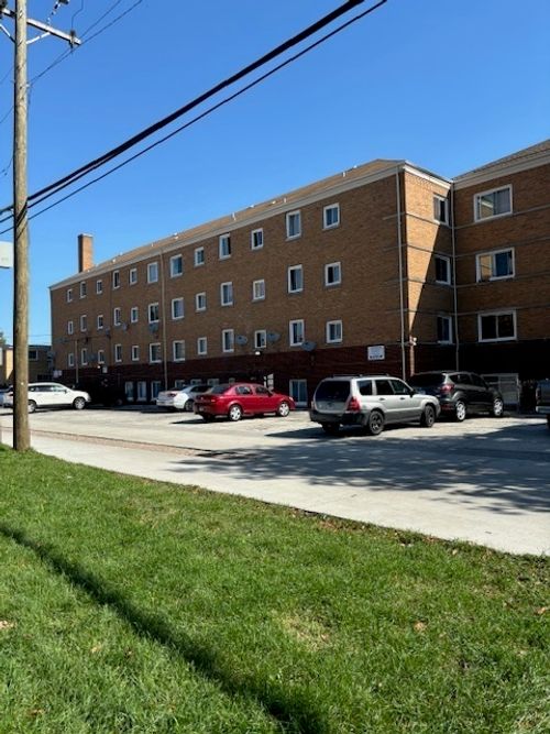 apt-2-1106 N Harlem Ave, River Forest, IL, 60305-1553 | Card Image