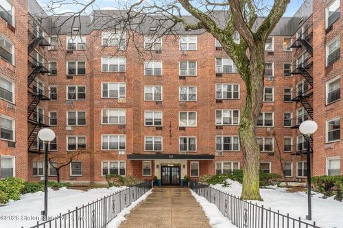 apt-a6a-50 Fort Pl, Staten Island, NY, 10301-2429 | Card Image