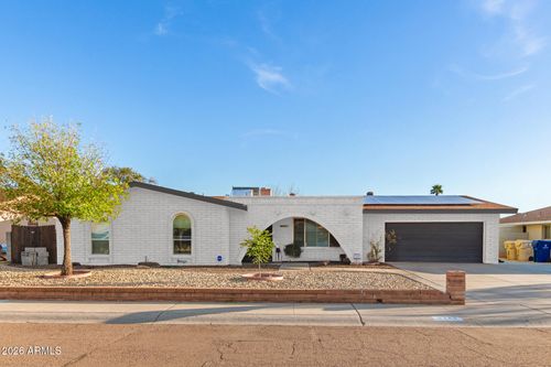 4743 W Laurie Ln, Glendale, AZ, 85302-6424 | Card Image