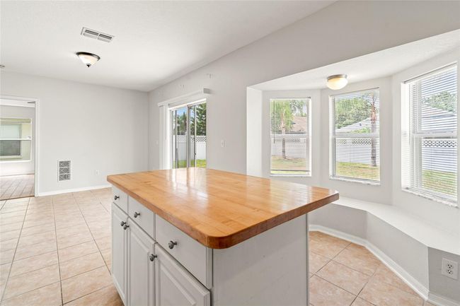 Kitchen | Image 16