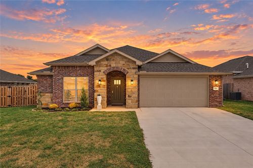 824 Lewis Street, Pea Ridge, AR, 72751 | Card Image