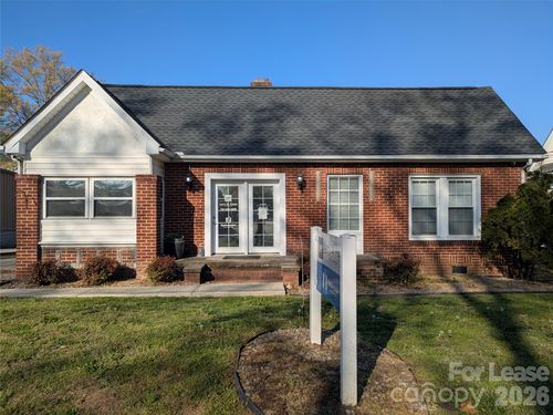 146 W Statesville Ave, Mooresville, NC, 28115-2214 | Card Image