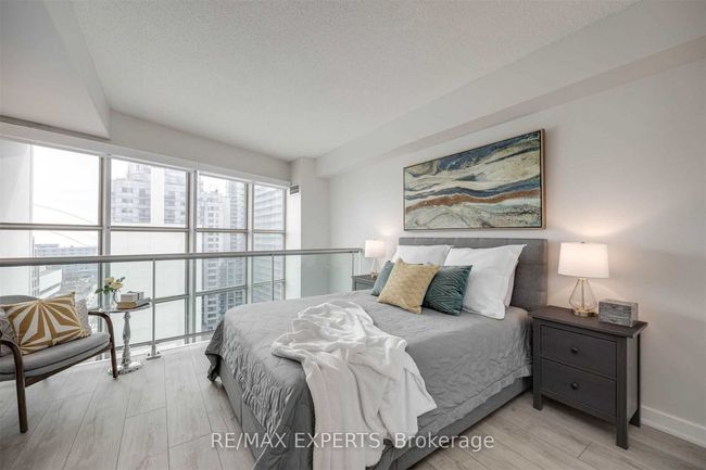 LPH14 - 36 Blue Jays Way, Condo with 2 bedrooms, 2 bathrooms and null parking in Toronto ON | Image 23