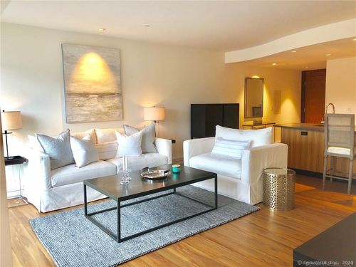 apt-410-5 Church Ln, Westport, CT, 06880-3522 | Card Image