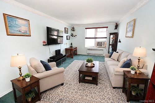 6d-491 Riverdale Ave, Yonkers, NY, 10705-3573 | Card Image