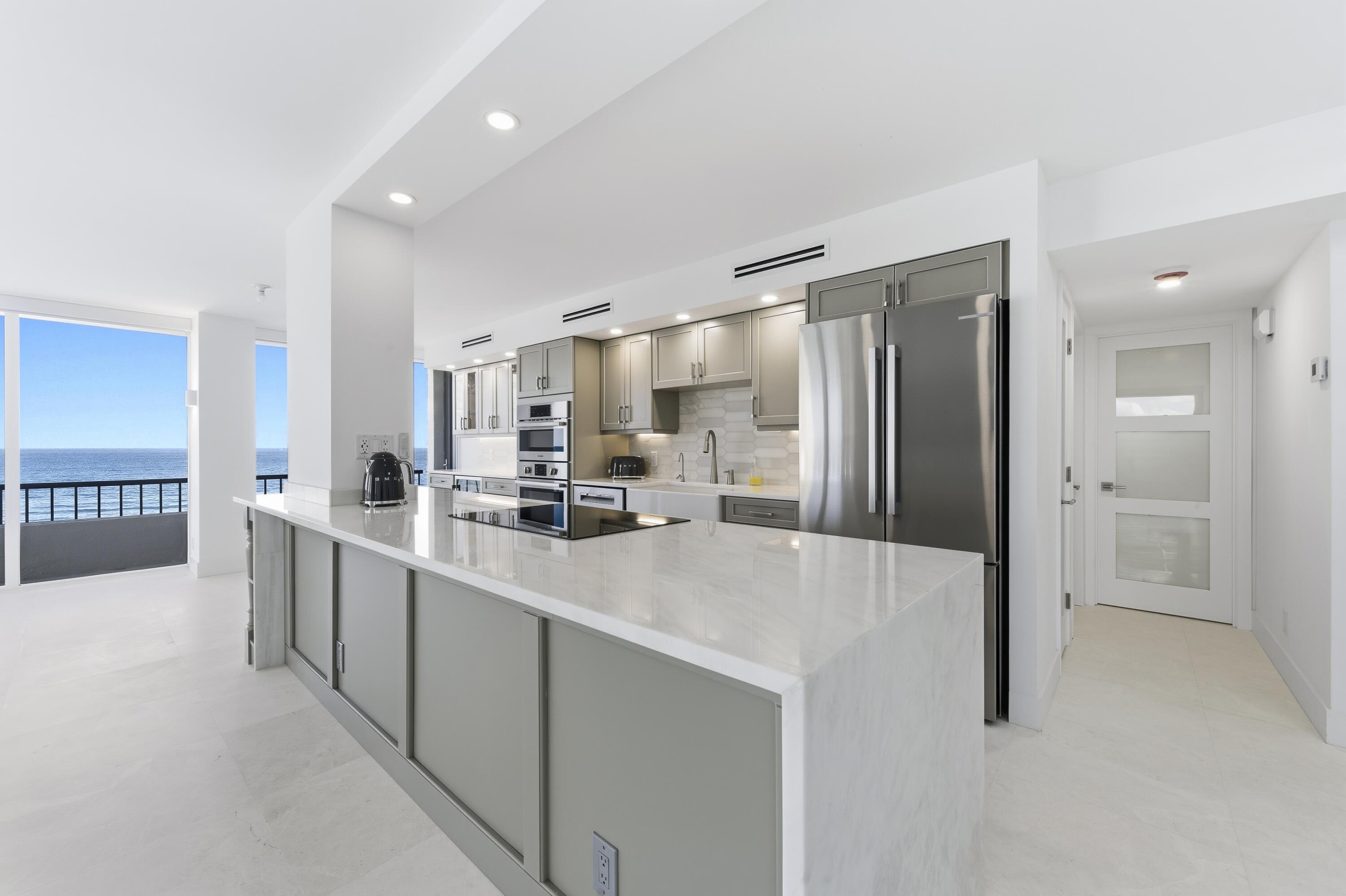 Residential in Singer Island 4
