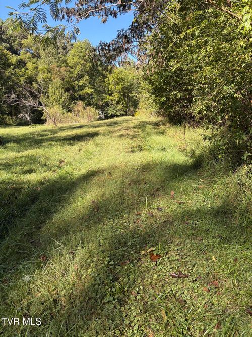 000 Goshen Valley Rd, Church Hill, TN, 37642 | Card Image