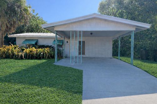 1016 Colonial Rd, Fort Pierce, FL, 34950-5066 | Card Image