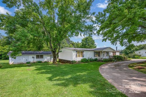 1532 Buffalo Shoals Rd, Claremont, NC, 28610-9200 | Card Image