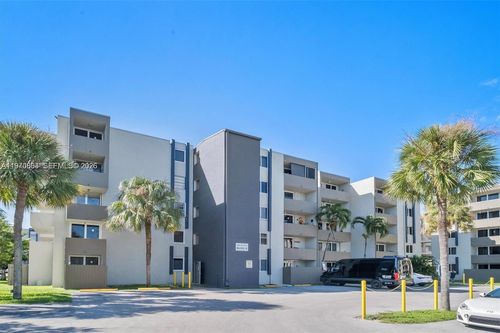 1206-10090 Nw 80th Ct, Hialeah Gardens, FL, 33016-2255 | Card Image