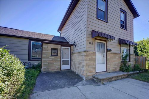 169 George St, Brantford, ON, N3T2Z2 | Card Image