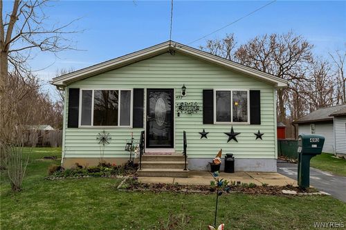 493 Willow Ave, North Tonawanda, NY, 14120-1716 | Card Image