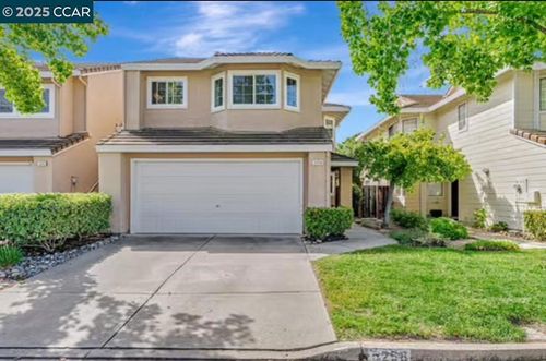 5258 Pebble Glen Dr, Concord, CA, 94521-4535 | Card Image