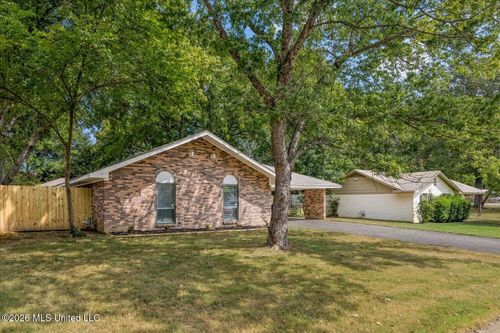 5698 Shannon Drive, Horn Lake, MS, 38637 | Card Image
