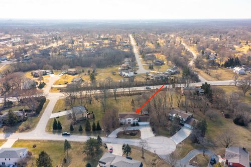 505 Rue Chamonix, Barrington, IL, 60010-3710 | Card Image