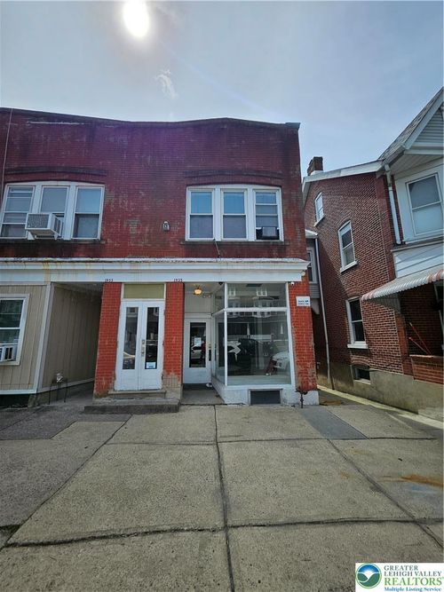1935 W Broad Street, Bethlehem City, PA, 18018 | Card Image
