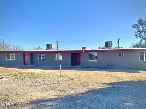 215 W Navajo Rd, Tucson, AZ, 85705-3513 | Card Image