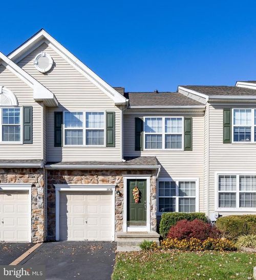 3830 Honey Locust Dr, PHOENIXVILLE, PA, 19460-4863 | Card Image