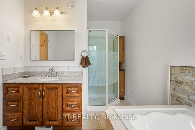 32 Chisamore Point Rd, House other with 3 bedrooms, 2 bathrooms and 10 parking in Gananoque ON | Image 23