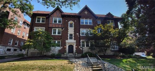 apt-1e-7570 Byron Pl, Clayton, MO, 63105-2777 | Card Image