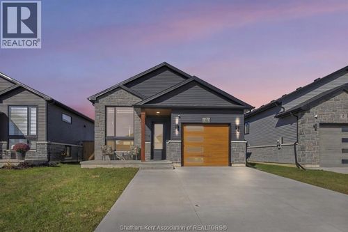 13 Baffin Way, Chatham, ON, N7L0G5 | Card Image