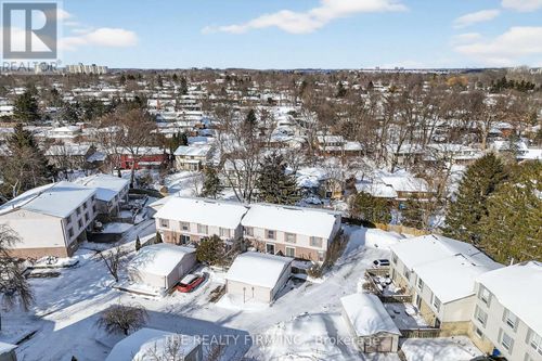 369 Everglade Cres, London, ON, N6H4M8 | Card Image