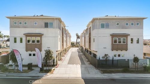 111-7692 9th St, Buena Park, CA, 90621-2804 | Card Image