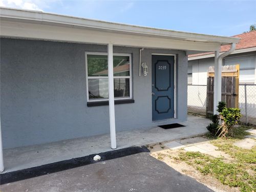 2039 Calusa Trl, HOLIDAY, FL, 34690-4324 | Card Image
