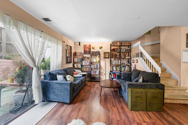 2126 King View Cir, Condo with 3 bedrooms, 3 bathrooms and 2 parking in Spring Valley CA | Image 14