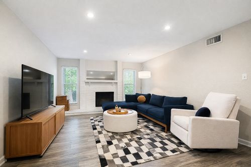 255-4159 Steck Ave, Austin, TX, 78759-8531 | Card Image