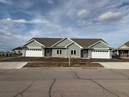 3131 S Bartells Dr, BELOIT, WI, 53511-1987 | Card Image