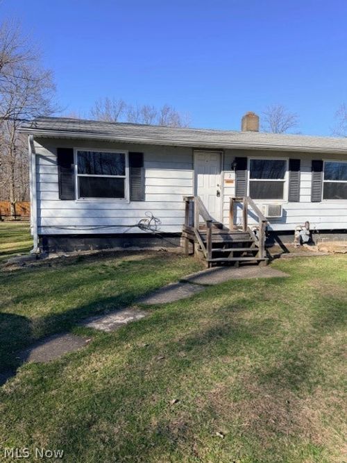 2 Dennis Ct, Geneva, OH, 44041-9790 | Card Image