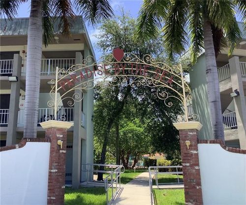 apt-205-300 Layne Blvd, Hallandale Beach, FL, 33009-5708 | Card Image