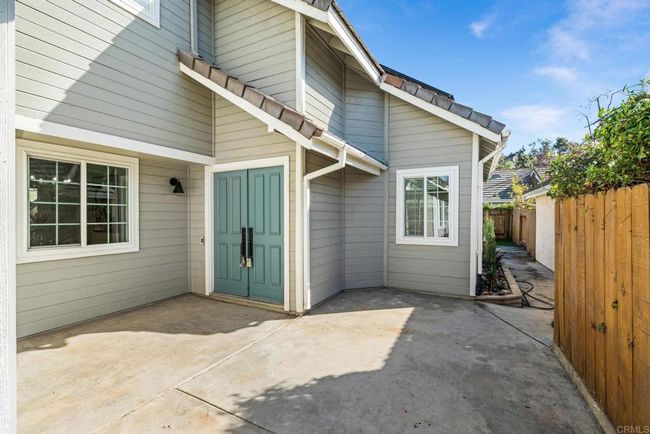 10424 Rancho Carmel Dr, House other with 4 bedrooms, 3 bathrooms and 2 parking in San Diego CA | Image 4