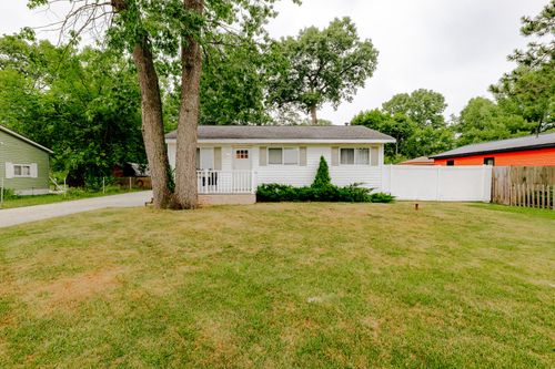 5769 Lane Ave, Muskegon, MI, 49442-3141 | Card Image