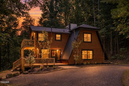 459 Sugar Mtn Way, Pigeon Forge, TN, 37863 | Card Image