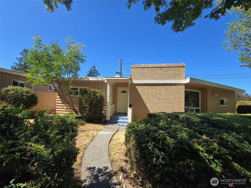 8907 Beacon Ave S, Seattle, WA, 98118-4834 | Card Image