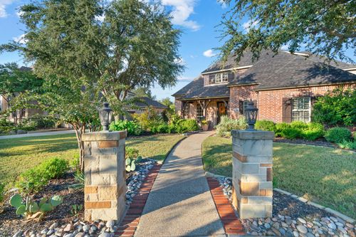 8331 Buffalo Dr, Lantana, TX, 76226-5524 | Card Image