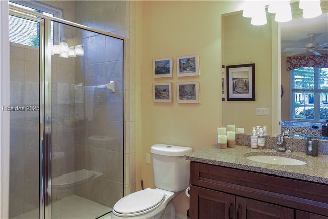 This is the en-suite bathroom for the Guest bedroom. | Image 32