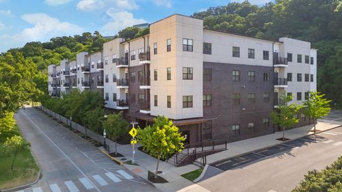 416-782 Riverfront Parkway, Chattanooga, TN, 37402 | Card Image