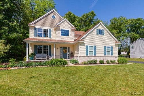 4018 Mckenna Dr, Adrian, MI, 49221-9033 | Card Image