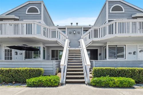 131 Remington, Irvine, CA, 92620-3792 | Card Image