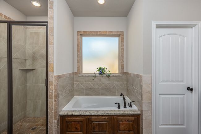 1033 Tex Ln, House other with 4 bedrooms, 2 bathrooms and null parking in Springtown TX | Image 20