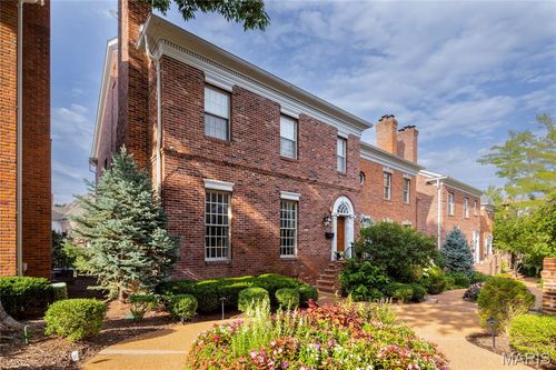 unit-10-312 N Brentwood Blvd, Clayton, MO, 63105-3775 | Card Image
