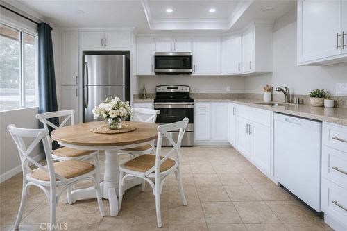 g-1554 Border Ave, Corona, CA, 92882 | Card Image