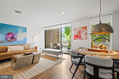 1674 Chimney House Rd, RESTON, VA, 20190-4302 | Card Image